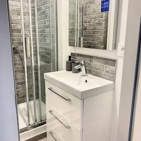 Le Lutece - Charme Parisien *